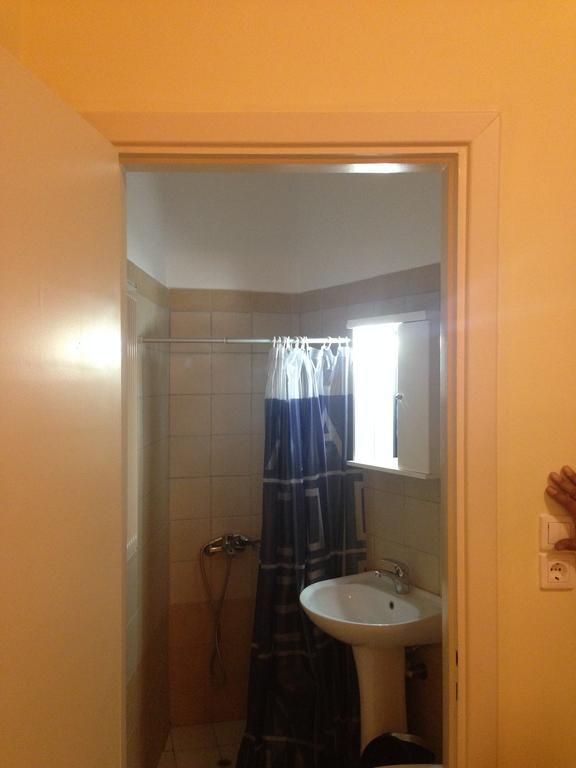 Marvi Hotel Kaména Voúrla Rom bilde